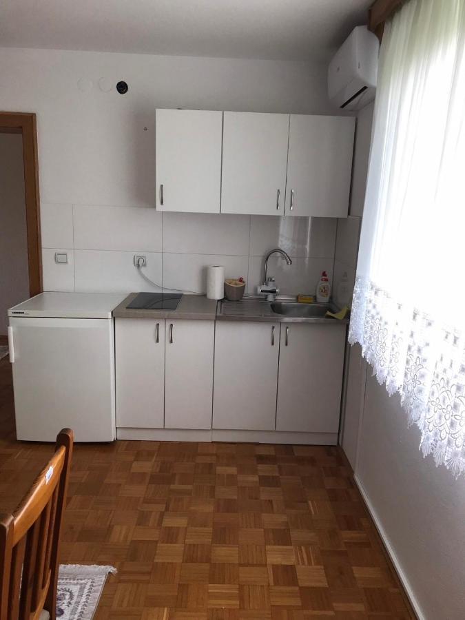 Sobe Lara Apartment Gradacac Екстериор снимка